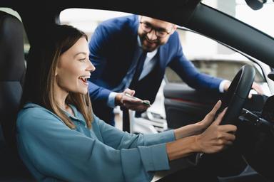 So bekommt man einen günstigen Autokredit